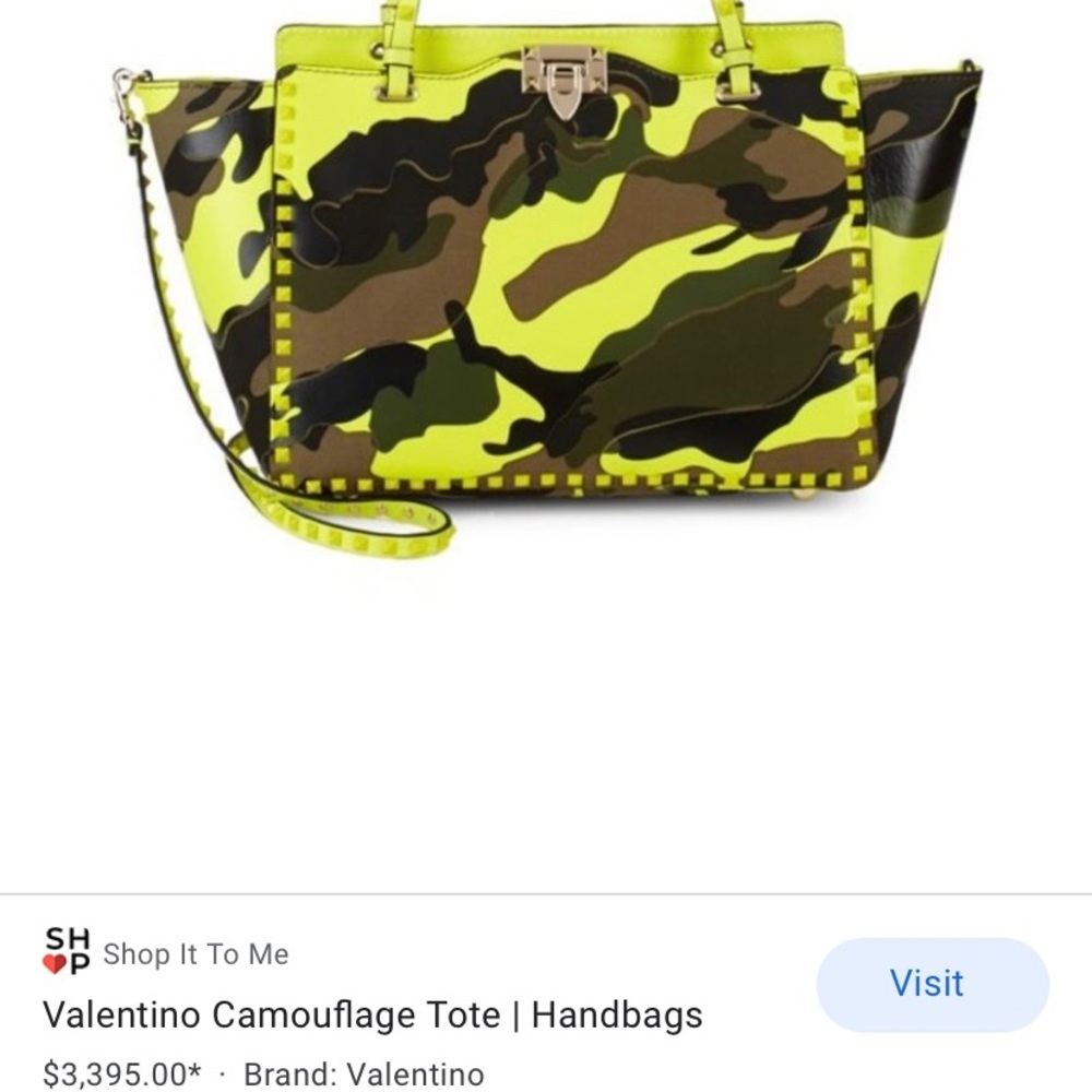 Valentino Rockstud Camo Tote ⭐️RARE - Picture 9 of 10